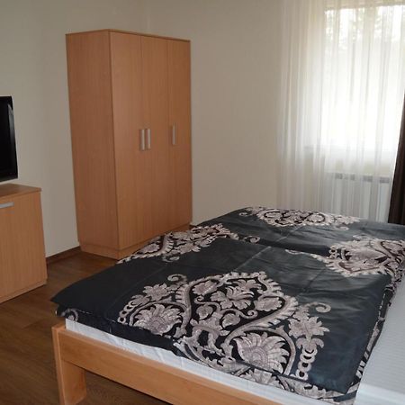 Tihe Noci Motel Pale Kültér fotó