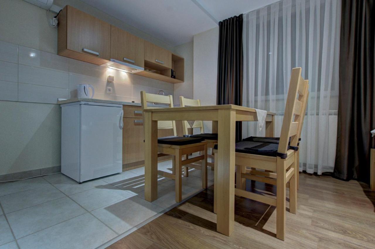 Tihe Noci Motel Pale Kültér fotó