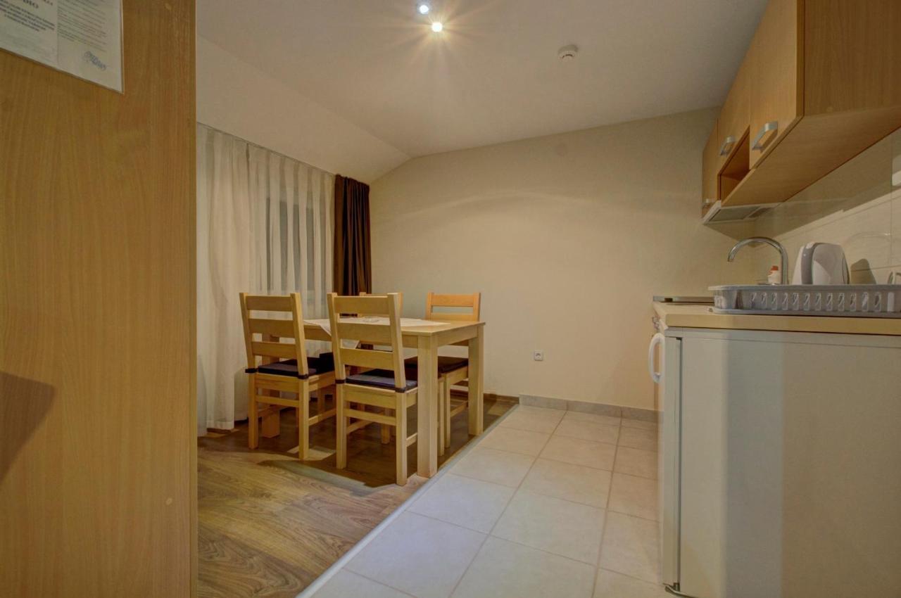 Tihe Noci Motel Pale Kültér fotó